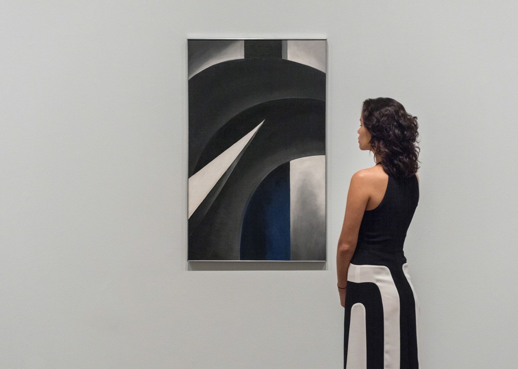 Installation shots from the Georgia O’Keeffe exhibition at Tate Modern, Georgia O’Keeffe Black, White and Blue 1930, Photograph courtesy Tate Photography Installation shots from the Georgia O’Keeffe exhibition at Tate Modern, Georgia O’Keeffe Black, White and Blue 1930, Photograph courtesy Tate Photography