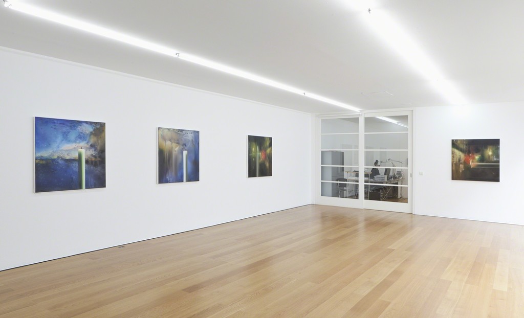 Installation view Karin Kneffel at Galerie Rüdiger Schöttle, 2016.
Photo: Wilfried Petzi. Installation view Karin Kneffel at Galerie Rüdiger Schöttle, 2016.
Photo: Wilfried Petzi.