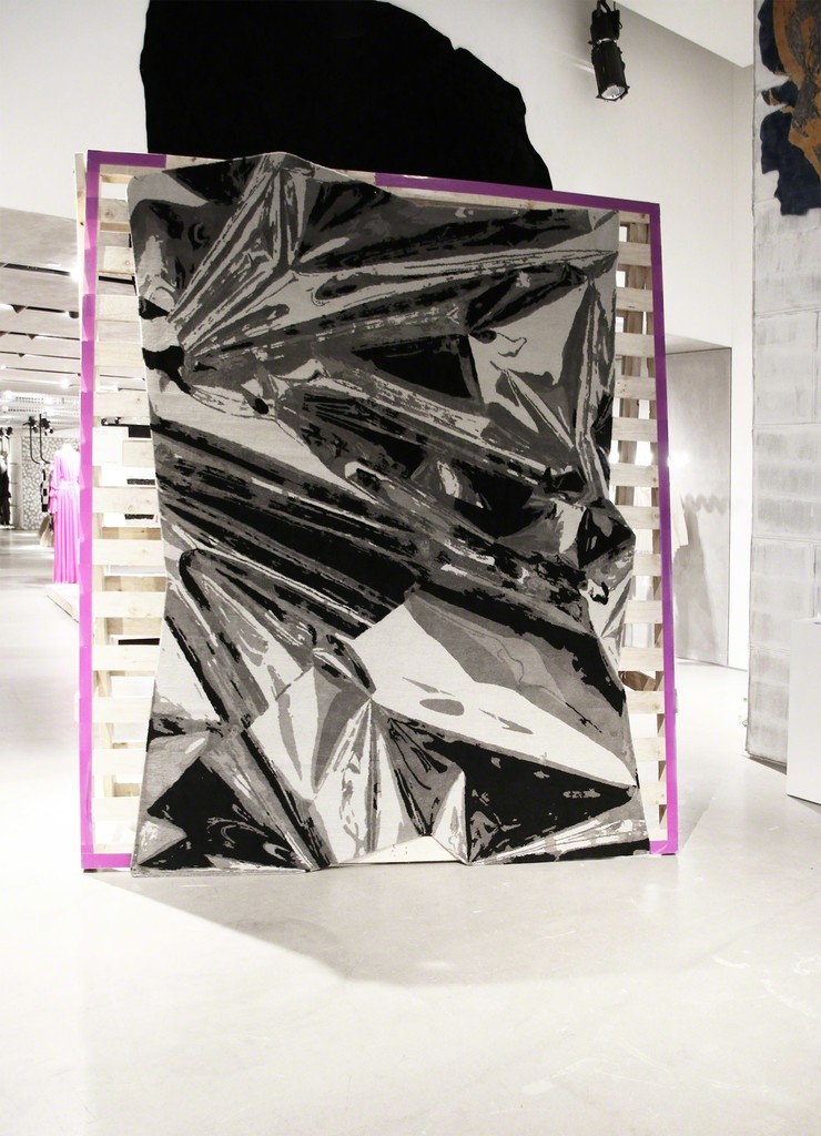 Featured art carpet by ANSELM REYLE, exhibited at JOYCE Featured art carpet by ANSELM REYLE, exhibited at JOYCE