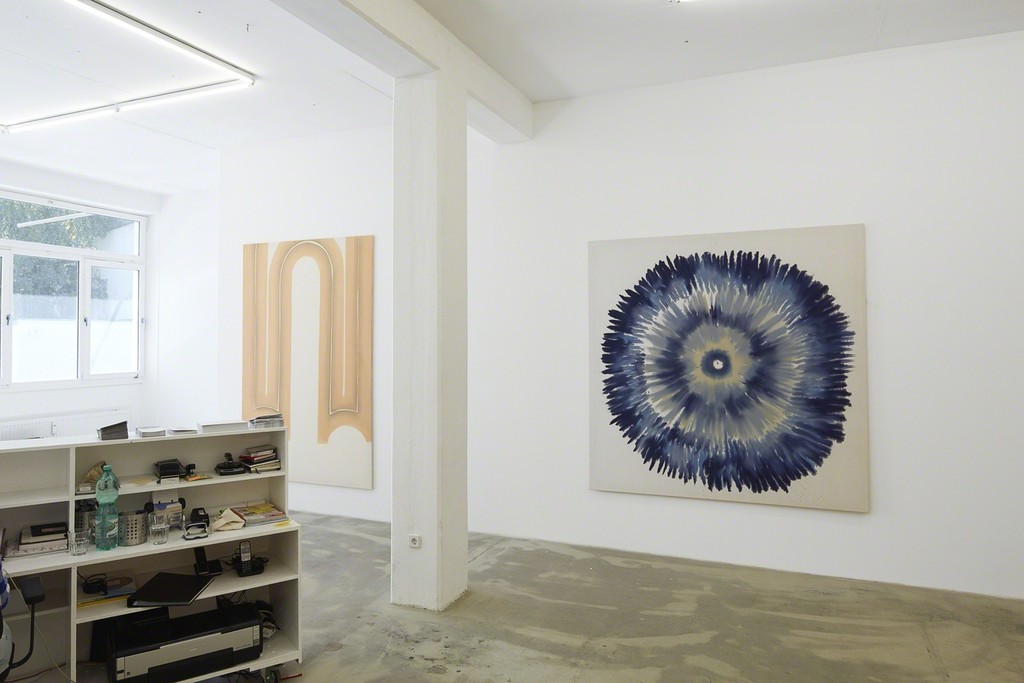 Close to, 2015 exhibition view Klemm's, Berlin Close to, 2015 exhibition view Klemm's, Berlin