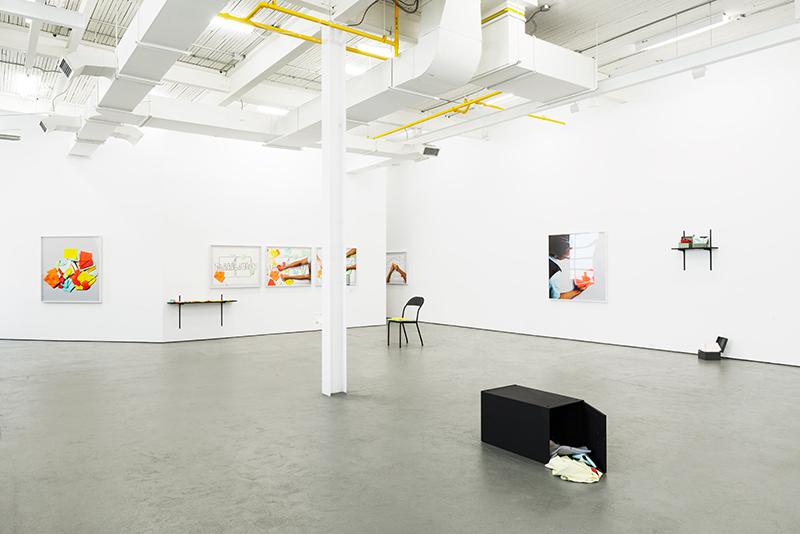 PLIER / FOLD, 2016, exhibition view at galerie antoine ertaskiran, © Matthew Brooks PLIER / FOLD, 2016, exhibition view at galerie antoine ertaskiran, © Matthew Brooks