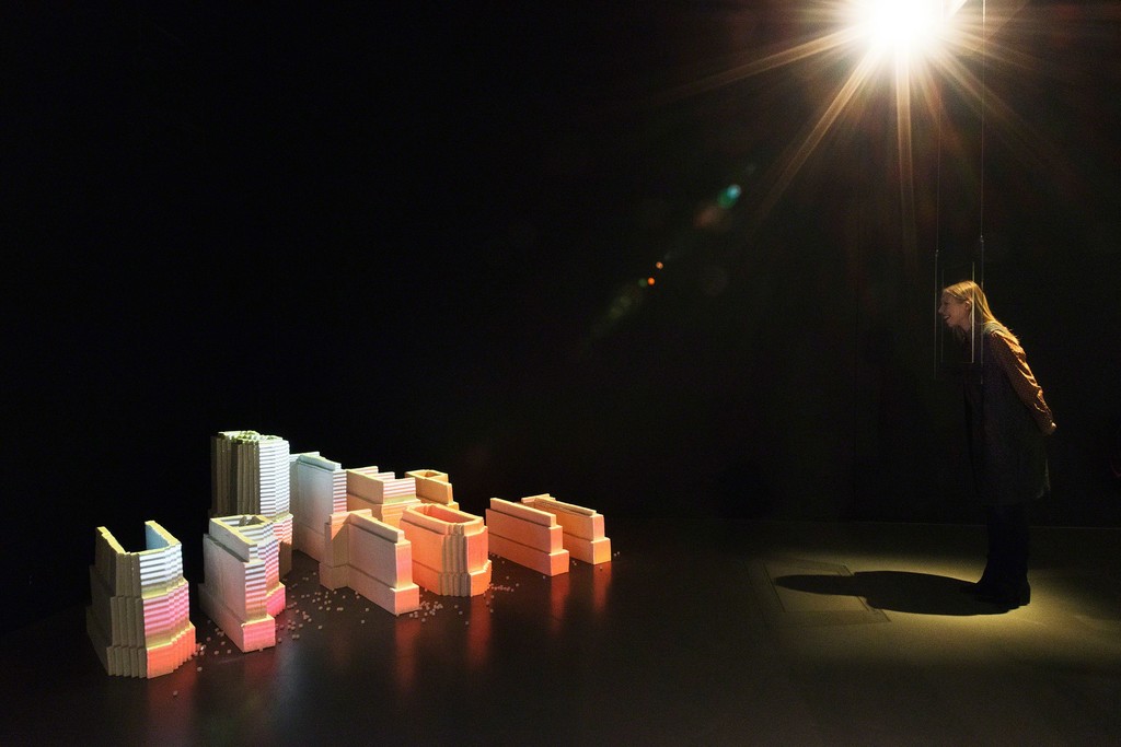 MAK Exhibition View, 2015
STEFAN SAGMEISTER: The Happy Show, Step Up to It, 2012. In collaboration with Daniel Scheibel and Zander Brimijoin (of Red Paper Heart), Christopher Fung and Simon Egli. MAK DESIGN LAB
© MAK/Aslan Kudrnofsky MAK Exhibition View, 2015
STEFAN SAGMEISTER: The Happy Show, Step Up to It, 2012. In collaboration with Daniel Scheibel and Zander Brimijoin (of Red Paper Heart), Christopher Fung and Simon Egli. MAK DESIGN LAB
© MAK/Aslan Kudrnofsky