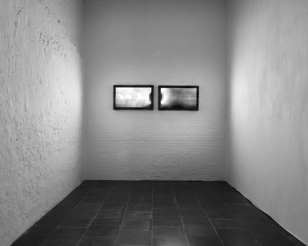 Kurt Ralske, 'The NonFace', 2015, two-channel video, no sound, 00:05:22, edition 1 of 3. Photo Jan Liégeois, Courtesty the artist and Axel Vervoordt Gallery Kurt Ralske, 'The NonFace', 2015, two-channel video, no sound, 00:05:22, edition 1 of 3. Photo Jan Liégeois, Courtesty the artist and Axel Vervoordt Gallery