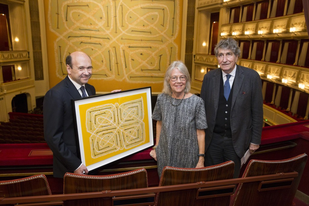 Director Dominique Meyer, Kathrin Messner and Günter Rhomberg with a copy of the signed and numbered special edition of Joan Jonas in front of her "Safety Curtain 2014/2015", Vienna State Opera, 14-11-2014, Photo: Andreas Scheiblecker, © museum in progress (www.mip.at) Director Dominique Meyer, Kathrin Messner and Günter Rhomberg with a copy of the signed and numbered special edition of Joan Jonas in front of her "Safety Curtain 2014/2015", Vienna State Opera, 14-11-2014, Photo: Andreas Scheiblecker, © museum in progress (www.mip.at)