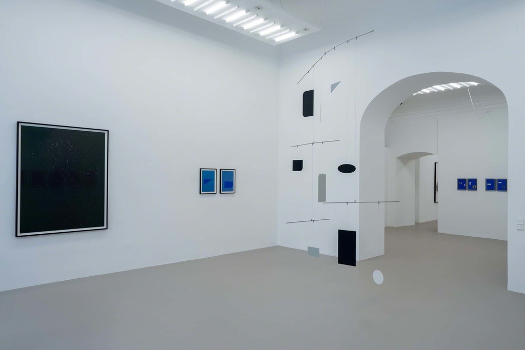 Dorit Margreiter, Neue Räume, Exhibition at Charim Galerie Wien, 2016 Dorit Margreiter, Neue Räume, Exhibition at Charim Galerie Wien, 2016