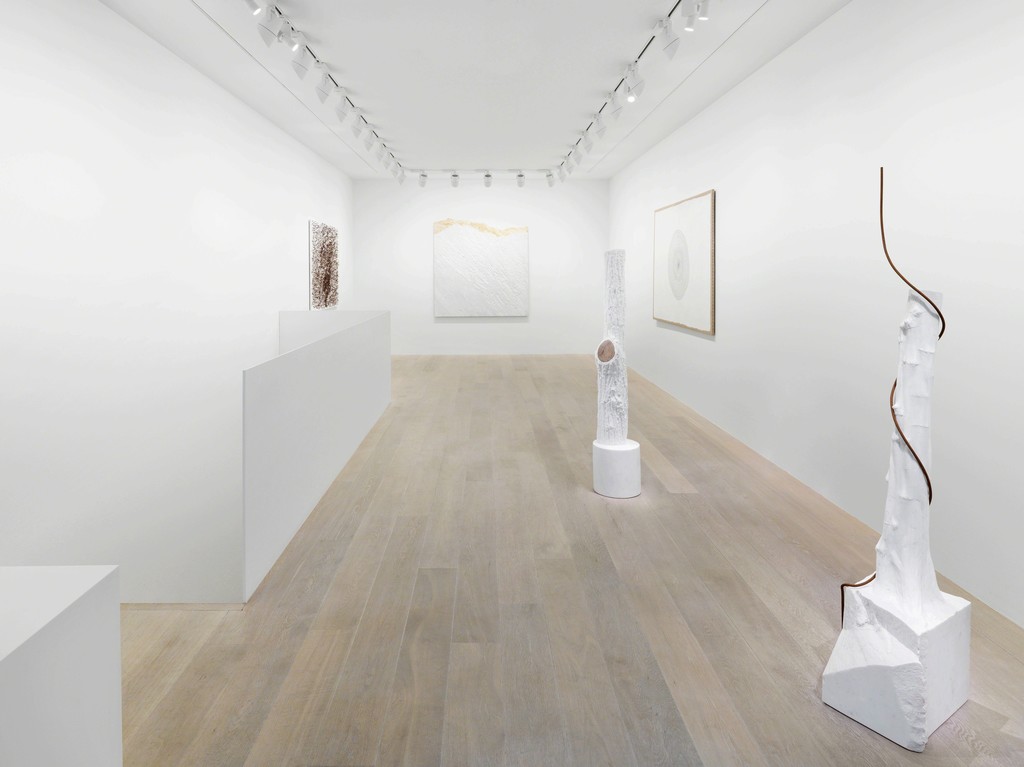 Artworks © Giuseppe Penone. Photo by Annik Wetter. Courtesy Gagosian and the artist. Artworks © Giuseppe Penone. Photo by Annik Wetter. Courtesy Gagosian and the artist.