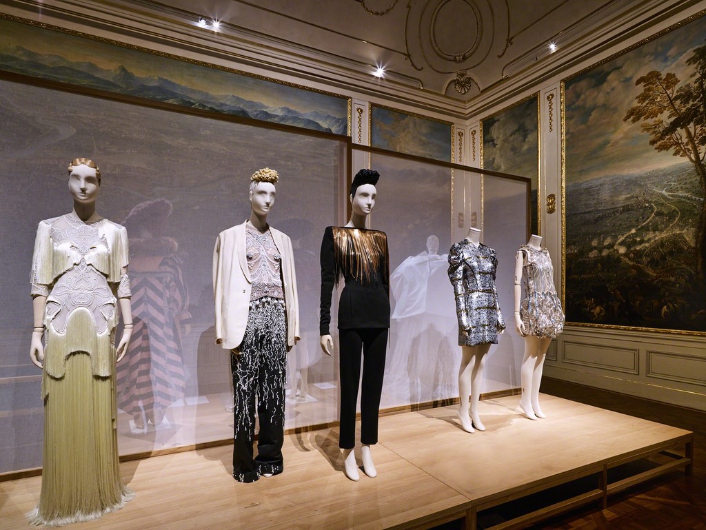 Exhibition view The Vulgar Fashion Redefined, Photo: Christian Wind © Belvedere, Vienna Exhibition view The Vulgar Fashion Redefined, Photo: Christian Wind © Belvedere, Vienna