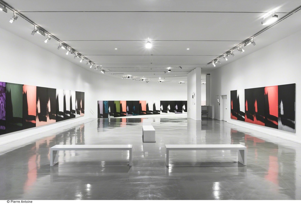 Andy Warhol, Shadows, 1978-79. Installation view of "Warhol Unlimited" at Musée d'Art Moderne de la Ville de Paris (2015-2016) © Courtesy Dia Art Foundation, New York © The Andy Warhol Foundation for the Visual Arts, Inc. / ADAGP, Paris 2015 © Pierre Antoine Andy Warhol, Shadows, 1978-79. Installation view of "Warhol Unlimited" at Musée d'Art Moderne de la Ville de Paris (2015-2016) © Courtesy Dia Art Foundation, New York © The Andy Warhol Foundation for the Visual Arts, Inc. / ADAGP, Paris 2015 © Pierre Antoine