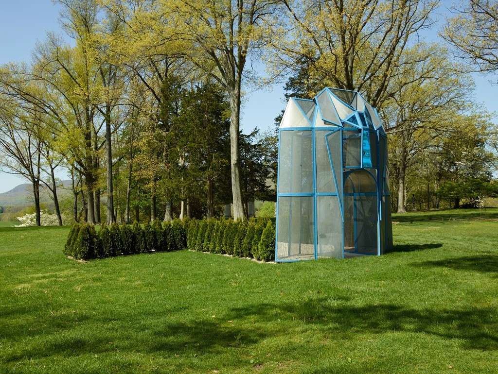 Dennis Oppenheim, Entrace to a Garden, 2002 © Dennis Oppenheim. Courtesy Dennis Oppenheim Estate. Photo: Jeffrey Sturges
Dennis Oppenheim, Entrace to a Garden, 2002 © Dennis Oppenheim. Courtesy Dennis Oppenheim Estate. Photo: Jeffrey Sturges