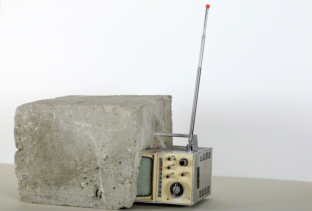 Resultado de imagen para wolf vostell