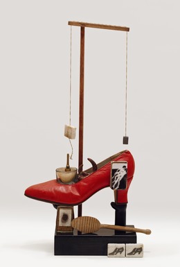 Salvador Dalí, ‘Objet Surréaliste à fonctionnement symbolique—le soulier de Gala (Surrealist object that functions symbolically—Gala’s Shoe)’, 1932/1975, San Francisco Museum of Modern Art (SFMOMA)