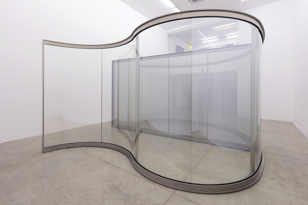 exhibition view, galeria nara roesler | são paulo, 2017 - photo Everton Ballardin © courtesy of the artist and Galeria Nara Roesler exhibition view, galeria nara roesler | são paulo, 2017 - photo Everton Ballardin © courtesy of the artist and Galeria Nara Roesler