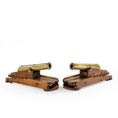 A pair of scale models of 68 pounder cannon