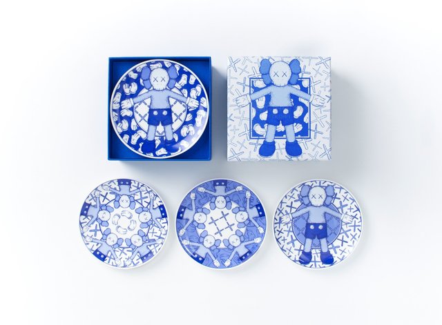 KAWS, ‘KAWS:HOLIDAY Limited Ceramic Plate Set (Set of 4)’, 2019, Gin Huang Gallery