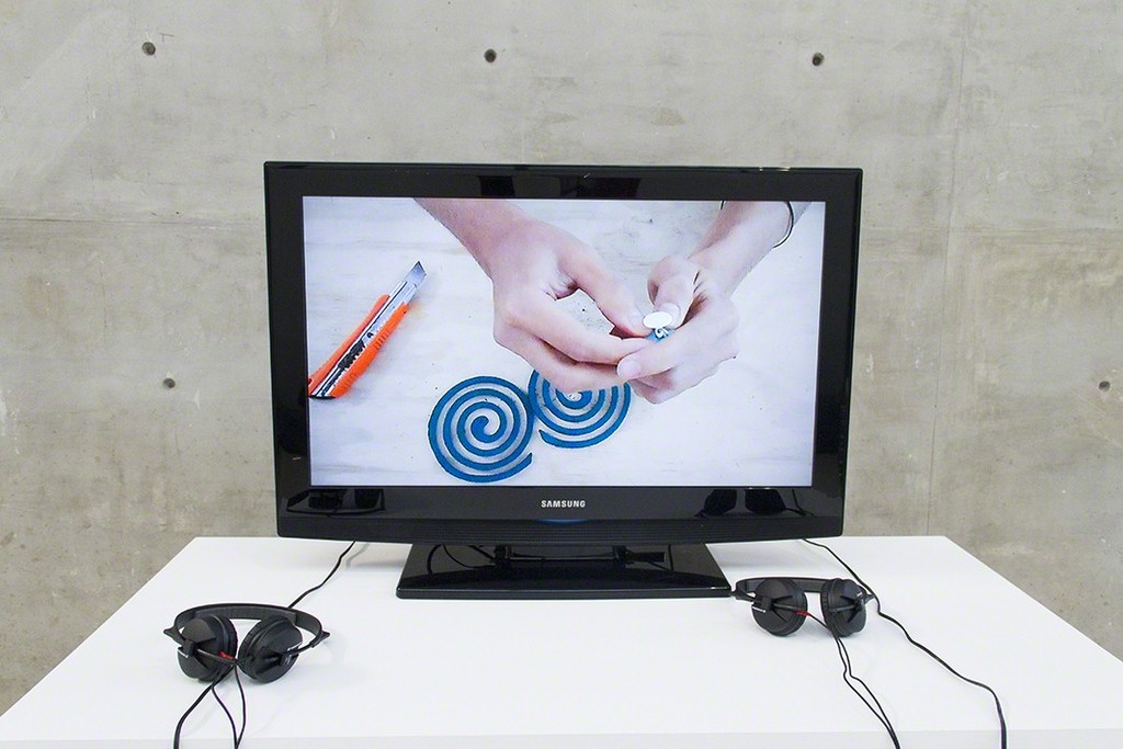 Daniel Aguilar Ruvalcaba, "Tutorialess" (2015). Courtesy of Museo Universitario del Chopo Daniel Aguilar Ruvalcaba, "Tutorialess" (2015). Courtesy of Museo Universitario del Chopo