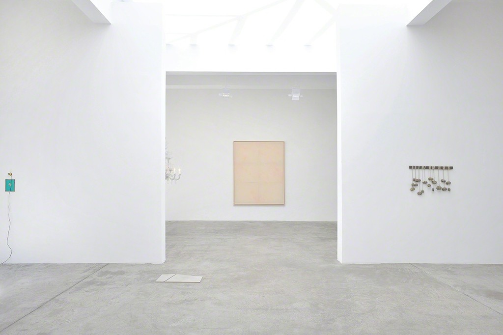 Presque rien
Installation View
Galerie Marian Goodman, Paris
June 5 – July 31, 2015 Presque rien
Installation View
Galerie Marian Goodman, Paris
June 5 – July 31, 2015