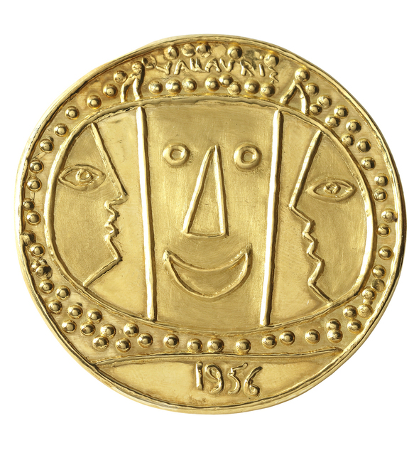 Pablo Picasso, ‘Médaillon Vallauris’, 1965, Jewelry, 23 carats gold medallion with original wooden box, BAILLY GALLERY
