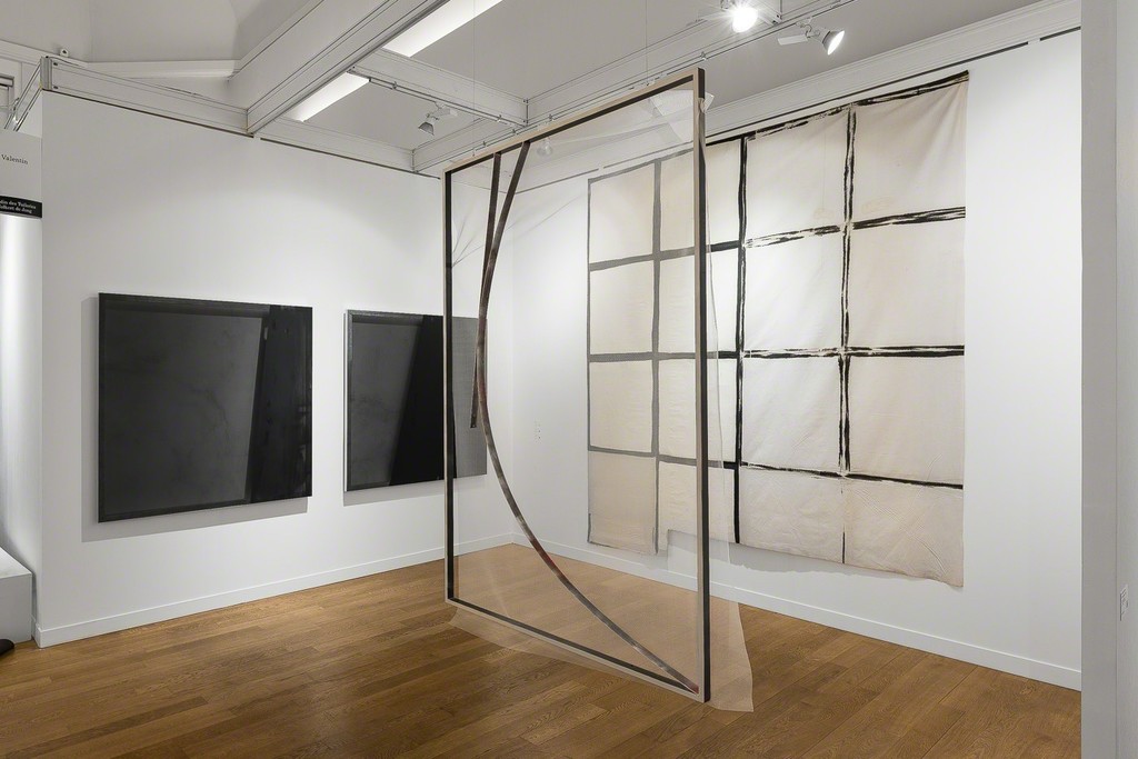 Exhibition view "FIAC", Valentin. Paris, 2017.
With (from the left to the right): Cécile Bart, Antoine Donzeaud and Patrick Saytour.
© Photo: Grégory Copitet / Courtesy of the artists and Valentin, Paris. Exhibition view "FIAC", Valentin. Paris, 2017.
With (from the left to the right): Cécile Bart, Antoine Donzeaud and Patrick Saytour.
© Photo: Grégory Copitet / Courtesy of the artists and Valentin, Paris.