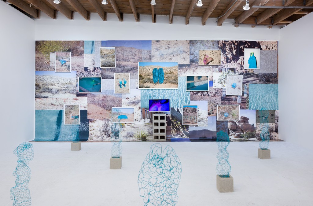 Talia Shipman 'Meet Me in the Middle', installation shot. Photo: Ruben Diaz Talia Shipman 'Meet Me in the Middle', installation shot. Photo: Ruben Diaz