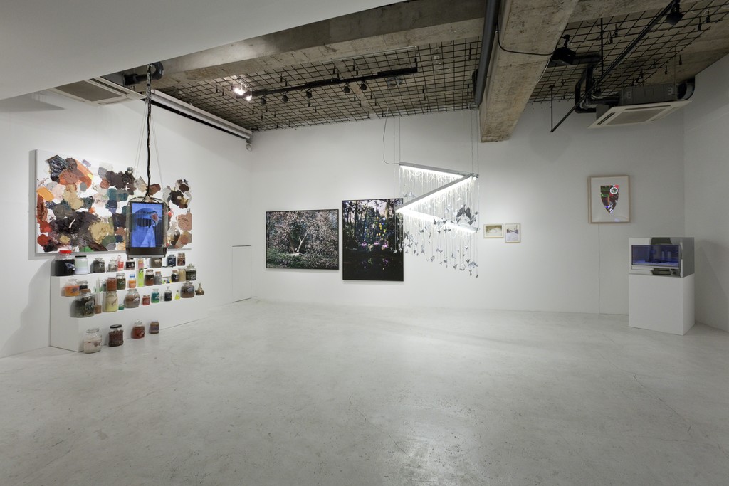 "Identity IX" installation view at nca | nichido contemporary art, 2013 photo by Kei Okano "Identity IX" installation view at nca | nichido contemporary art, 2013 photo by Kei Okano
