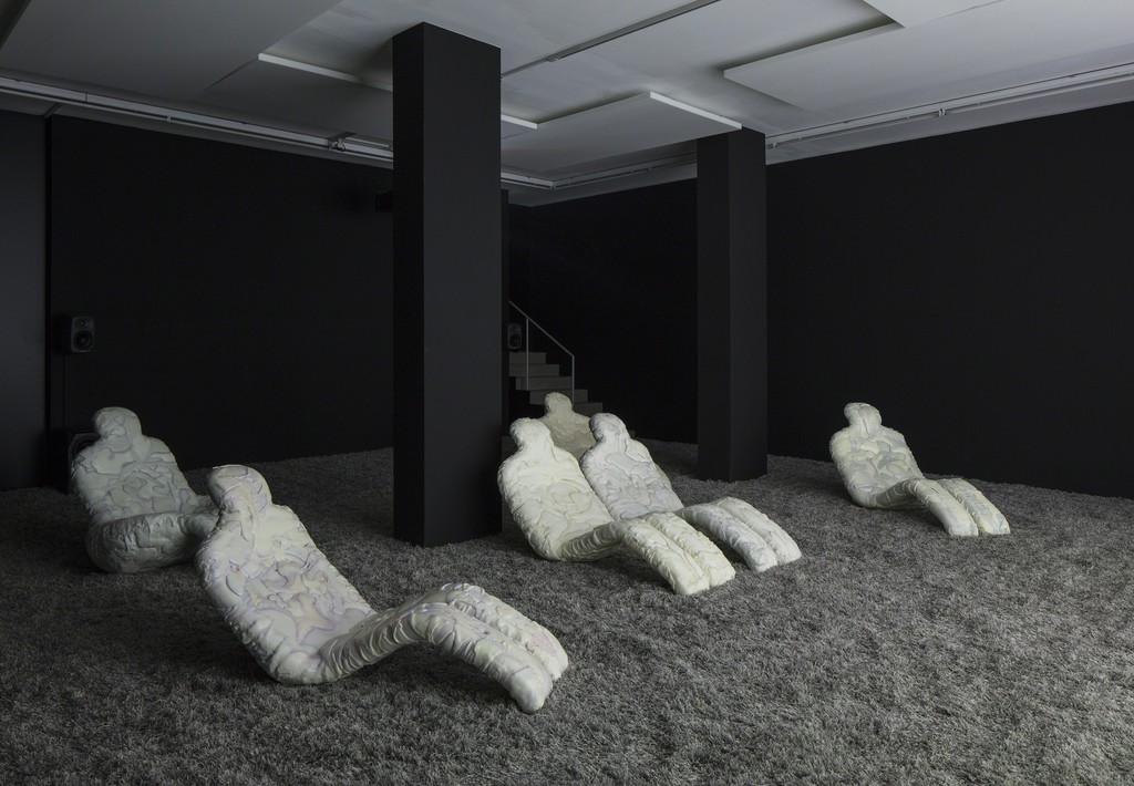 Installation view, Jon Rafman, Dream Journal '16 - '17, Sprüth Magers,
Berlin, September 16 - December 22, 2017; Photography by: Timo Ohler Installation view, Jon Rafman, Dream Journal '16 - '17, Sprüth Magers,
Berlin, September 16 - December 22, 2017; Photography by: Timo Ohler