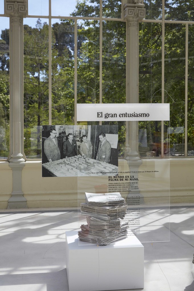 Installation view, "Damián Ortega: The Rocket and the Abyss" in the Palacio de Cristal, Parque del Retiro. May 2016. Photo: Joaquín Cortés/Román Lores. Museo Nacional Centro de Arte Reina Sofia. Installation view, "Damián Ortega: The Rocket and the Abyss" in the Palacio de Cristal, Parque del Retiro. May 2016. Photo: Joaquín Cortés/Román Lores. Museo Nacional Centro de Arte Reina Sofia.