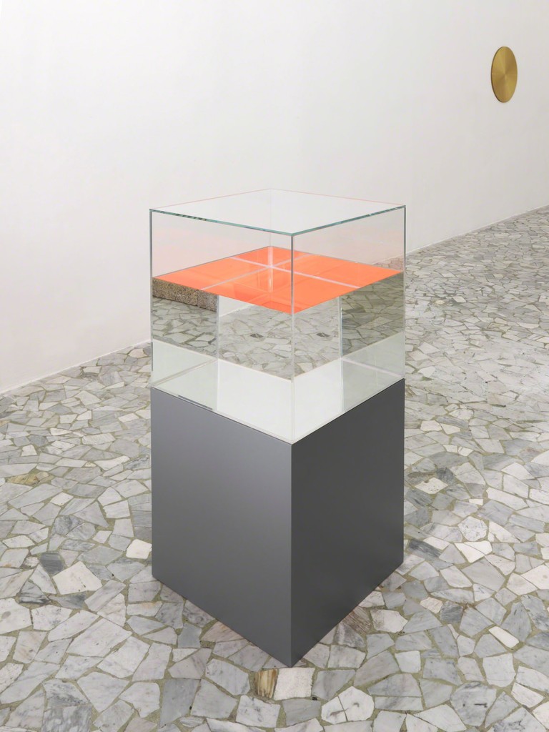 Ann Veronica Janssens - partial view of the exhibition - April 2012 - Galleria Alfonso Artiaco, Napoli Ann Veronica Janssens - partial view of the exhibition - April 2012 - Galleria Alfonso Artiaco, Napoli