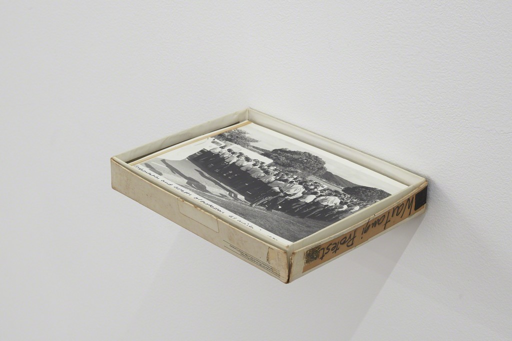 GIl Hanly
untitled (from the Bastion Point 82 series)
1982
165mm x 215mm GIl Hanly
untitled (from the Bastion Point 82 series)
1982
165mm x 215mm