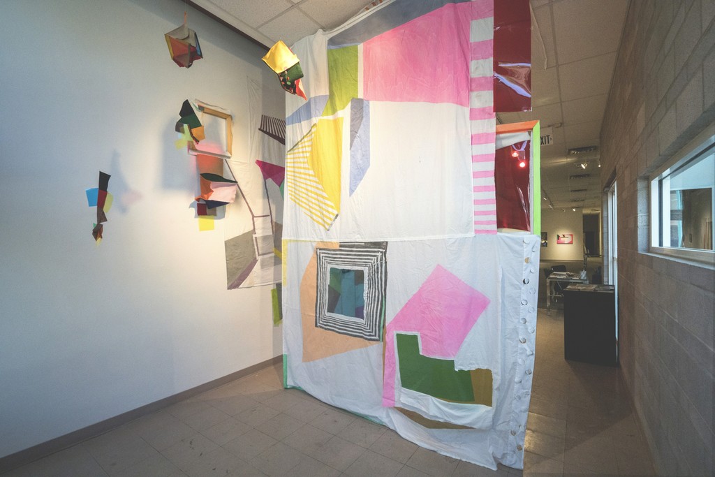 Xuan Chen, Parachute, 2016, variable dimension Xuan Chen, Parachute, 2016, variable dimension