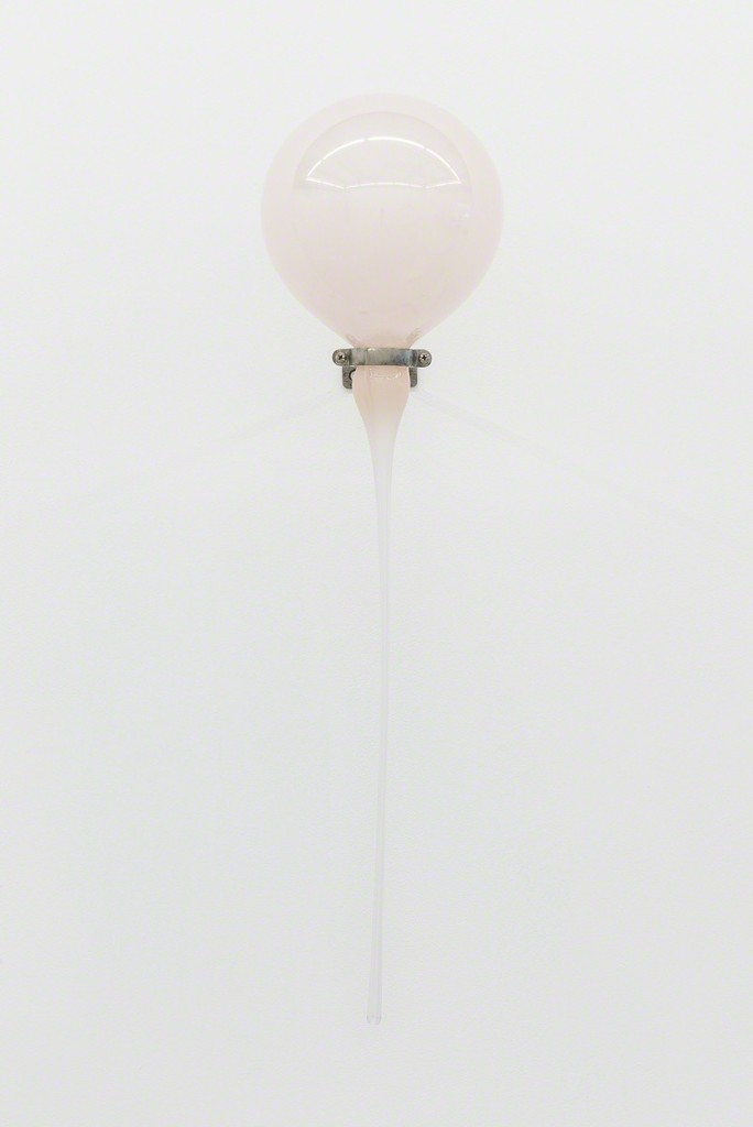 Installation view, 'Throat wanders down the blade..' at Annka Kultys Gallery, London, 2016 Photo: Annka Kultys Gallery (Damian Griffiths) Installation view, 'Throat wanders down the blade..' at Annka Kultys Gallery, London, 2016 Photo: Annka Kultys Gallery (Damian Griffiths)