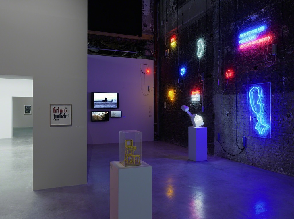 Exhibition view of Jean-Michel Alberola, L’aventure des détails, Palais de Tokyo (19.02 – 16.05.2016). © ADAGP, Paris 2016. Photo: André Morin. Exhibition view of Jean-Michel Alberola, L’aventure des détails, Palais de Tokyo (19.02 – 16.05.2016). © ADAGP, Paris 2016. Photo: André Morin.