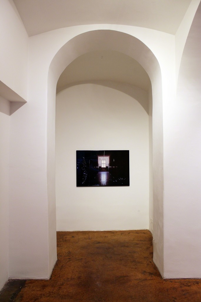 Marko Zink M 48° 15′ 24.13″ N, 14° 30′ 6.31″ E, exhibition view, galerie michaela stock, 2019, photo: Matthias Bildstein Marko Zink M 48° 15′ 24.13″ N, 14° 30′ 6.31″ E, exhibition view, galerie michaela stock, 2019, photo: Matthias Bildstein