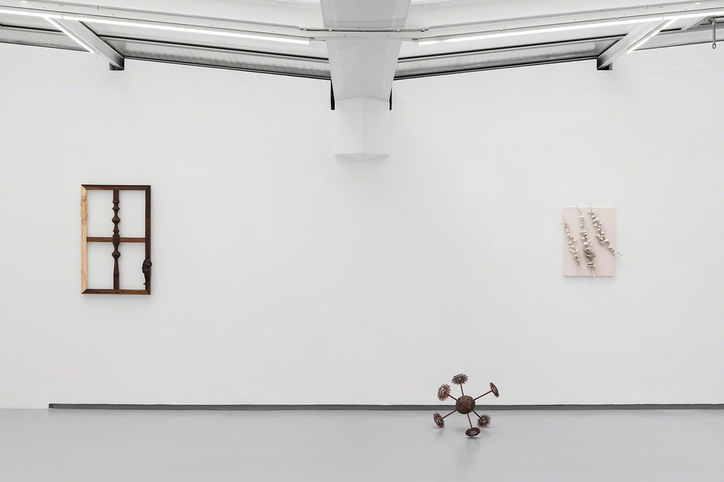 Exhibition view, Pier 1, by Michael Assiff.
© Photo: Grégory Copitet / Courtesy of the artist and Valentin, Paris. Exhibition view, Pier 1, by Michael Assiff.
© Photo: Grégory Copitet / Courtesy of the artist and Valentin, Paris.