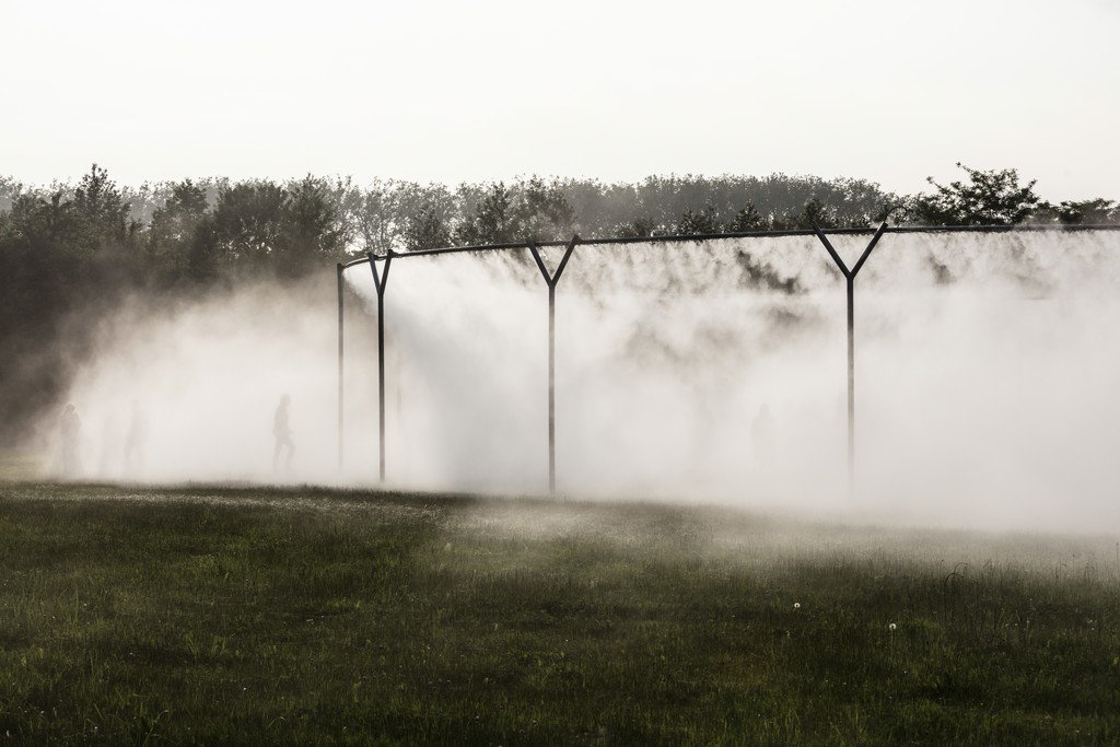 Installation view of "Olafur Eliasson" at Château de Versailles, Versailles (2016) Photo: Anders Sune Berg
Courtesy of the artist; neugerriemschneider, Berlin; Tanya Bonakdar Gallery, New York © 2016 Olafur Eliasson Installation view of "Olafur Eliasson" at Château de Versailles, Versailles (2016) Photo: Anders Sune Berg
Courtesy of the artist; neugerriemschneider, Berlin; Tanya Bonakdar Gallery, New York © 2016 Olafur Eliasson