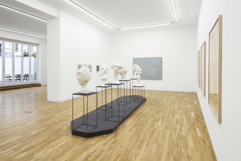 Alexi Tsioris. Cosmic Fruits, exhibition view, Jahn und Jahn, 2019 Alexi Tsioris. Cosmic Fruits, exhibition view, Jahn und Jahn, 2019