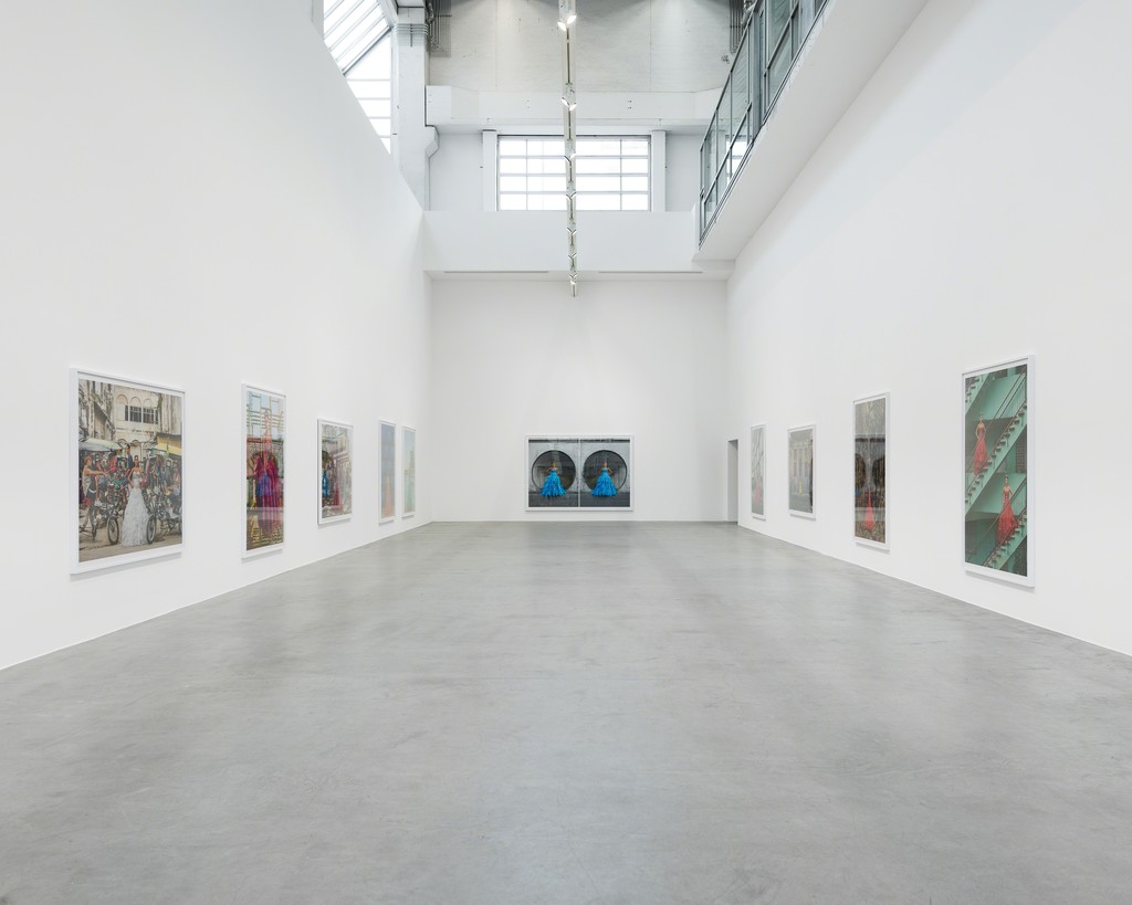 Frank Thiel, Quinceañeras, Installation Views, 2018, Courtesy the artist and Blain|Southern, Photo: Trevor Good Frank Thiel, Quinceañeras, Installation Views, 2018, Courtesy the artist and Blain|Southern, Photo: Trevor Good