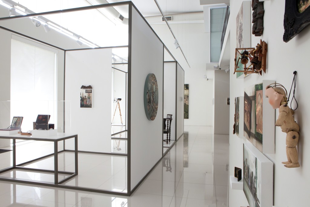 Jaco van Schalkwyk: -arium Installation Jaco van Schalkwyk: -arium Installation