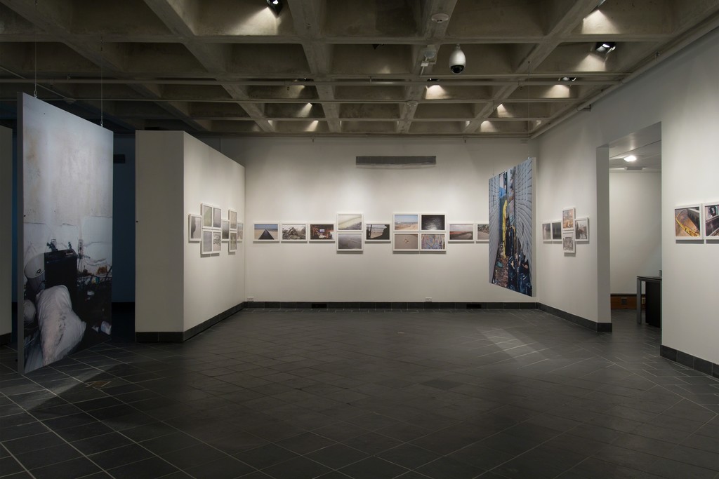 Zoe Strauss: Sea Change. Cantor Fitzgerald Gallery 2015. Photo: Lisa Boughter Zoe Strauss: Sea Change. Cantor Fitzgerald Gallery 2015. Photo: Lisa Boughter