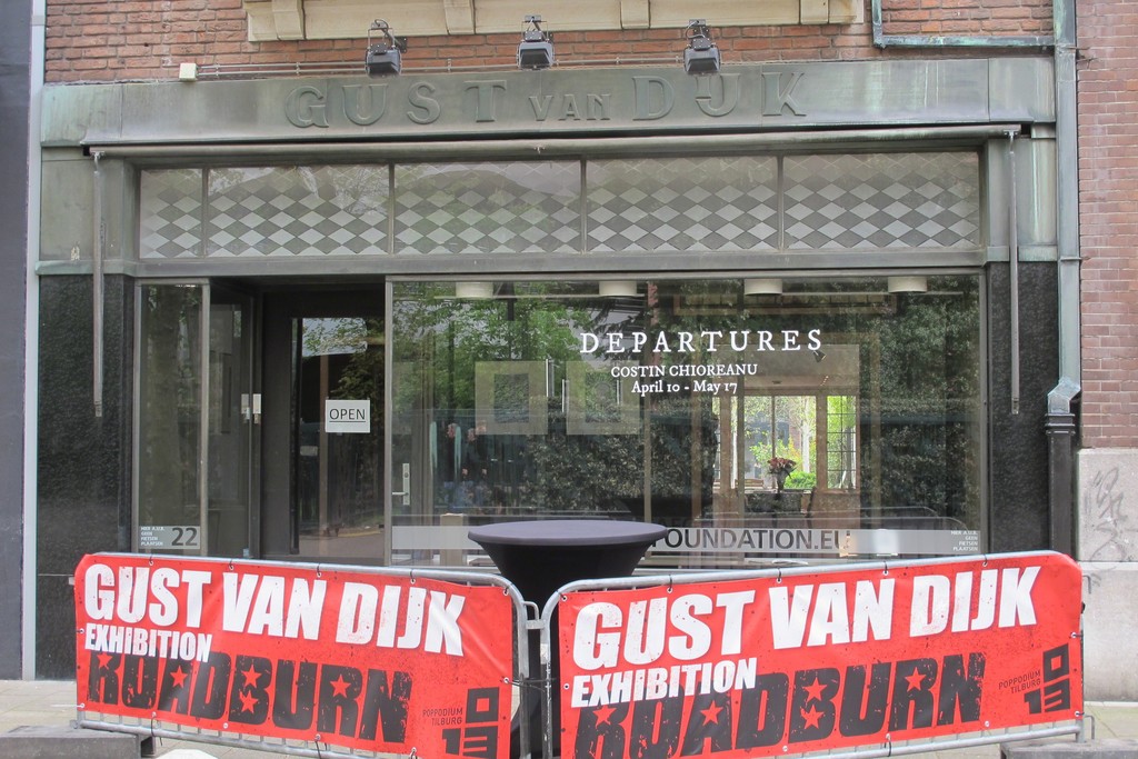 Entrance to the exhibition with Roadburn Festival fence. Entrance to the exhibition with Roadburn Festival fence.