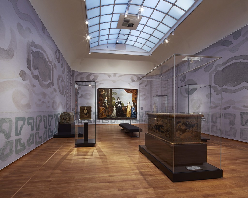 Installation view, "Asia > Amsterdam," Gallery 9. Rijksmuseum, Amsterdam (2015) Photo: Erik Smits Installation view, "Asia > Amsterdam," Gallery 9. Rijksmuseum, Amsterdam (2015) Photo: Erik Smits