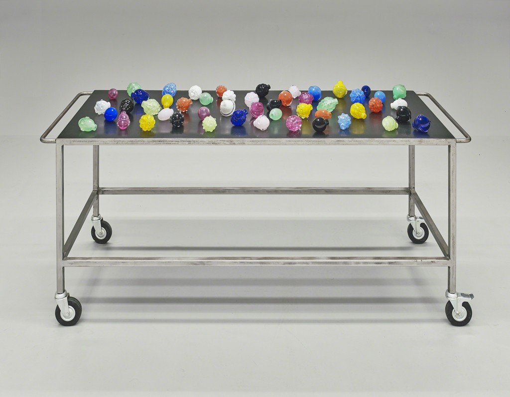 Mona Hatoum, Nature morte aux grenades, 2006–7. Crystal, mild steel, and rubber. Yale University Art Gallery, The Heinz Family Fund and Katharine Ordway Fund. © Mona Hatoum Mona Hatoum, Nature morte aux grenades, 2006–7. Crystal, mild steel, and rubber. Yale University Art Gallery, The Heinz Family Fund and Katharine Ordway Fund. © Mona Hatoum