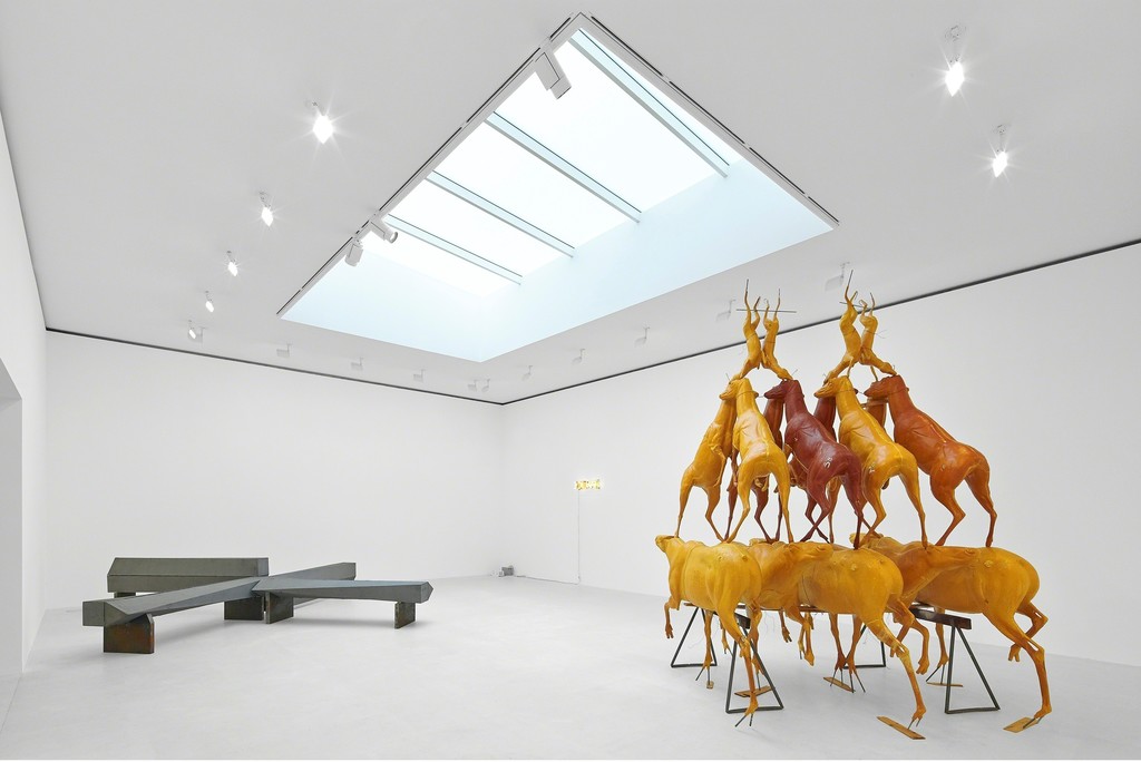 BRUCE NAUMAN Installation views, Gagosian Gallery Paris
© Bruce Nauman/ADAGP, Paris 2015. Courtesy Gagosian Gallery. Photography by Thomas Lannes. BRUCE NAUMAN Installation views, Gagosian Gallery Paris
© Bruce Nauman/ADAGP, Paris 2015. Courtesy Gagosian Gallery. Photography by Thomas Lannes.