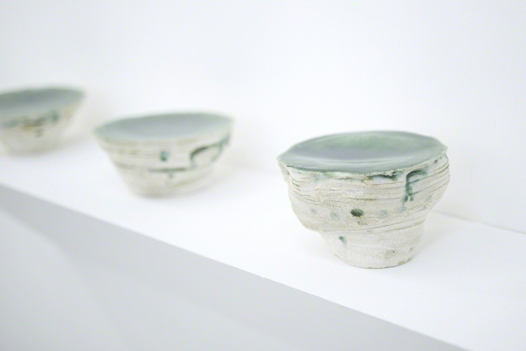 Installation view from “Issues from the Hands” 8/ ART GALLERY/ Tomio Koyama Gallery, 2017 ©Toshiaki Noda, photo by Kenji Takahashi Installation view from “Issues from the Hands” 8/ ART GALLERY/ Tomio Koyama Gallery, 2017 ©Toshiaki Noda, photo by Kenji Takahashi