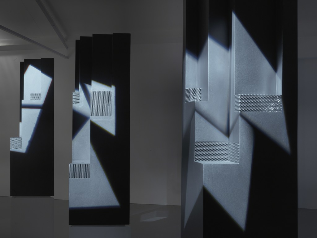 Gabriel Lester, Hungry Ghosts (fltr: Skwee Doot, Ooh Dah Dut, Wee Shuh Va), 2018
stainless steel, powder coating,
240 x 71 x 50 cm (each)
Galerie Fons Welters, Amsterdam. Gabriel Lester, Hungry Ghosts (fltr: Skwee Doot, Ooh Dah Dut, Wee Shuh Va), 2018
stainless steel, powder coating,
240 x 71 x 50 cm (each)
Galerie Fons Welters, Amsterdam.