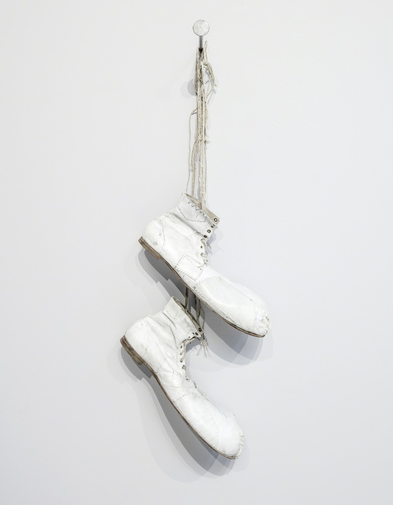 Ugo Rondinone, calm, 2006. From the exhibition Ugo Rondinone – vocabulary of solitude at ARKEN Museum of Modern Art. Photo: Anders Sune Berg Ugo Rondinone, calm, 2006. From the exhibition Ugo Rondinone – vocabulary of solitude at ARKEN Museum of Modern Art. Photo: Anders Sune Berg