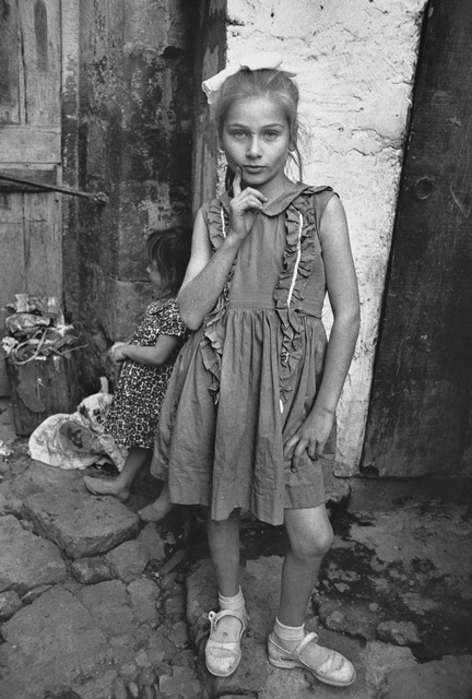 Mary Ellen Mark - Artworks for Sale & More | Artsy
