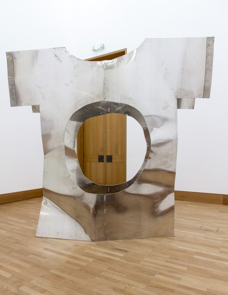 Felix Oehmann, Gut Instinct (Bauchgefühl), 2017, aluminum, 265 x 280 x 135 cm Felix Oehmann, Gut Instinct (Bauchgefühl), 2017, aluminum, 265 x 280 x 135 cm