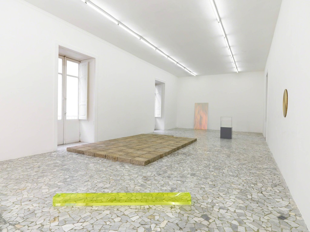 Ann Veronica Janssens - partial view of the exhibition - April 2012 - Galleria Alfonso Artiaco, Napoli Ann Veronica Janssens - partial view of the exhibition - April 2012 - Galleria Alfonso Artiaco, Napoli