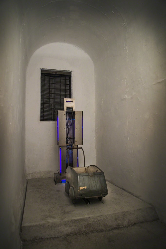 Giovanni Albanese, Solo roba per bambini, installation view, ph Susana Serpas Soriano, courtesy Fondazione Volume! Giovanni Albanese, Solo roba per bambini, installation view, ph Susana Serpas Soriano, courtesy Fondazione Volume!