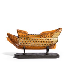 A prisoner-of-war battleship snuff box